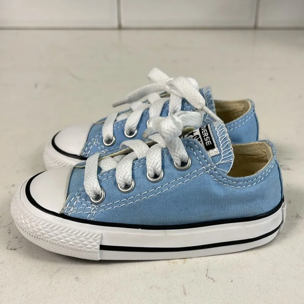 Converse Chuck Taylor All Star Lo Sneaker - Light Blue- Size 5